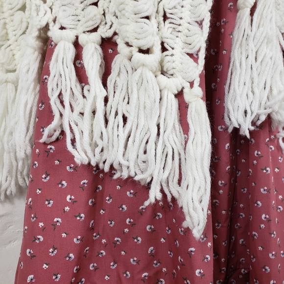 Vintage 70s chunky knit shawl - Picture 3 of 4